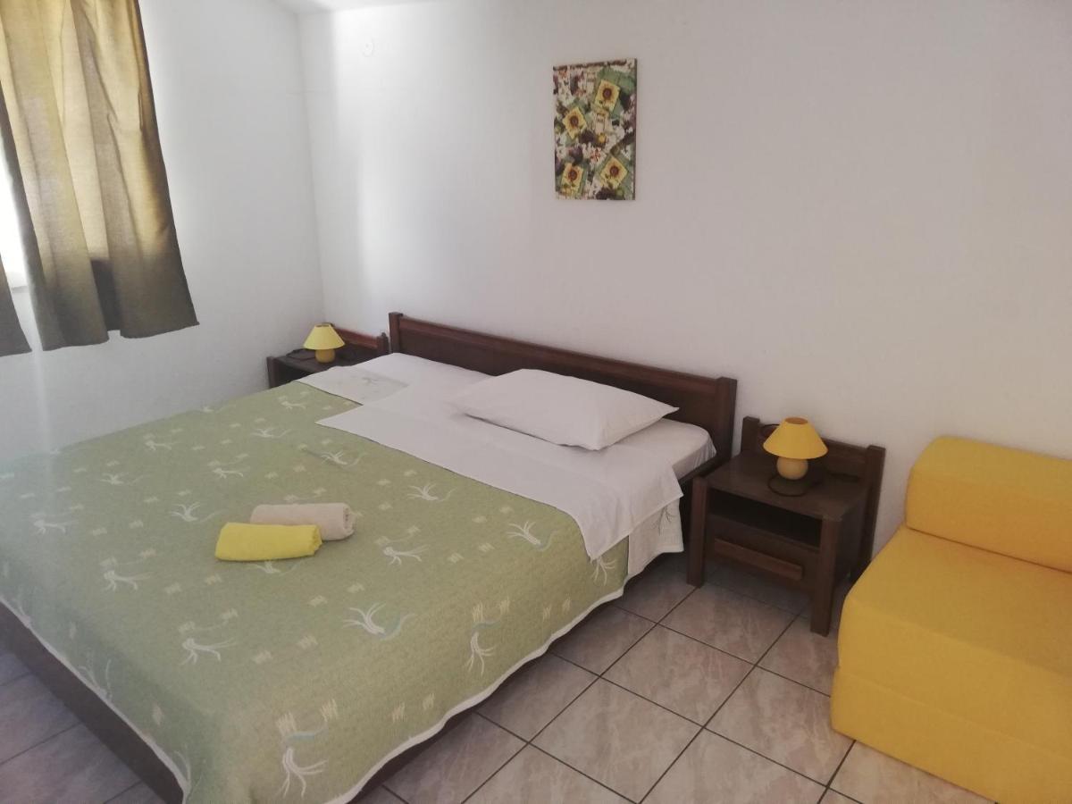 Apartments And Rooms With Parking Space Zavala, Hvar - 128 ييلسا المظهر الخارجي الصورة